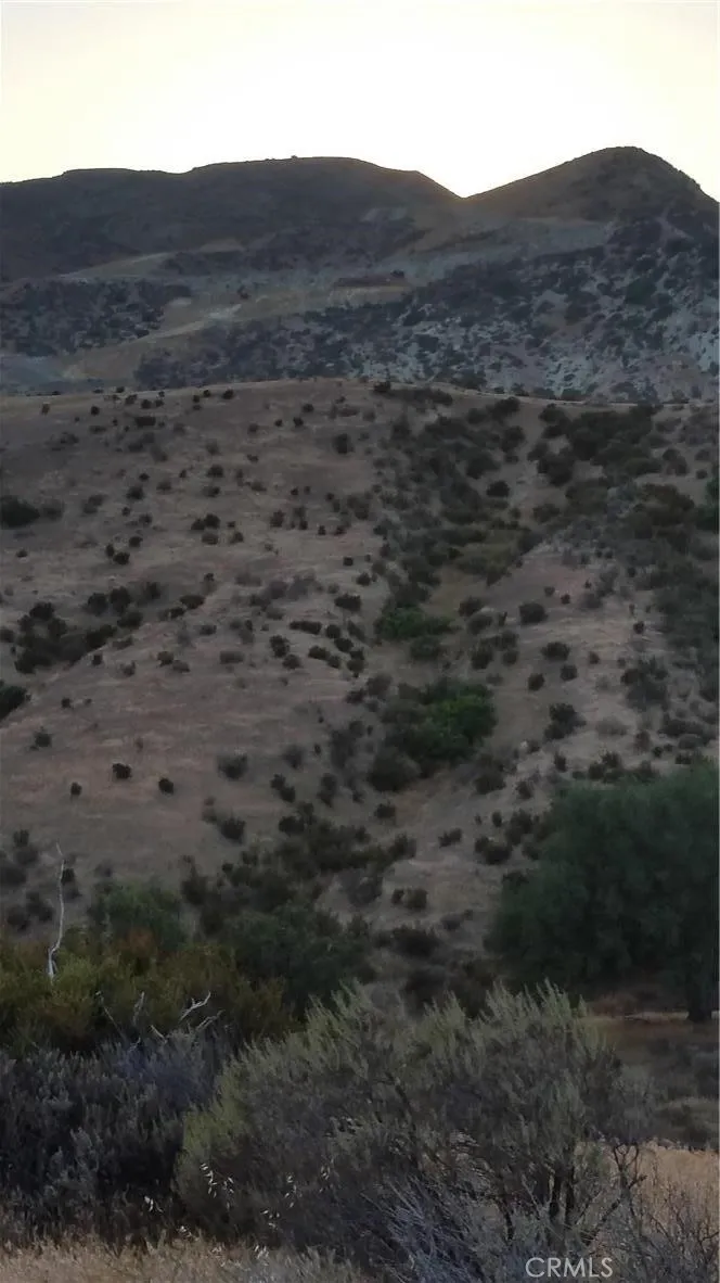 BROWNS CANYON RD. Chatsworth, CA 91311