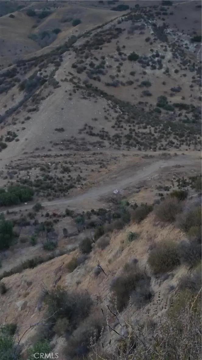 BROWNS CANYON RD. Chatsworth, CA 91311