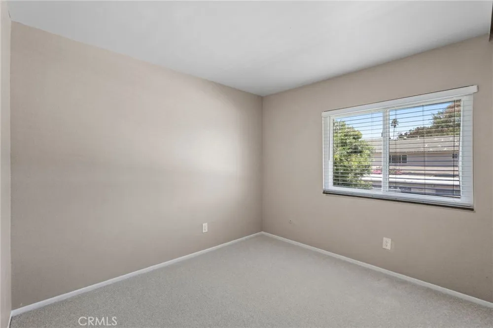 20119 Leadwell Street #3 Winnetka, CA 91306