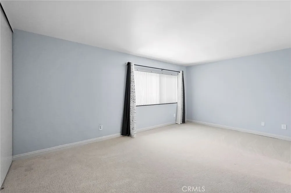 20119 Leadwell Street #3 Winnetka, CA 91306