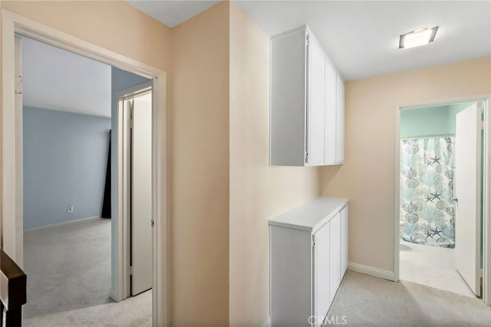 20119 Leadwell Street #3 Winnetka, CA 91306
