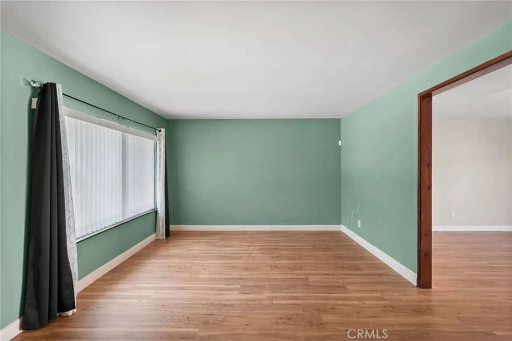 20119 Leadwell Street #3 Winnetka, CA 91306