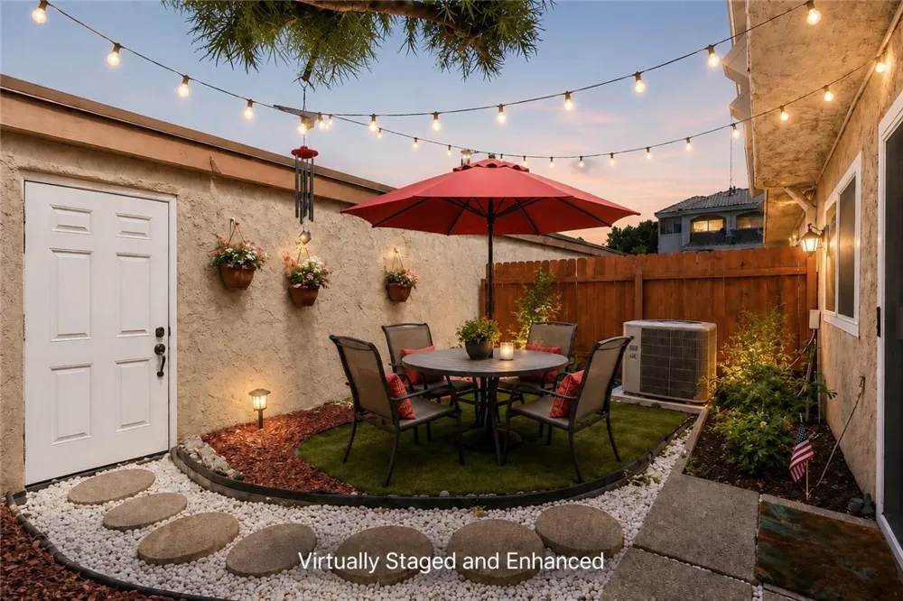 20119 Leadwell Street #3 Winnetka, CA 91306