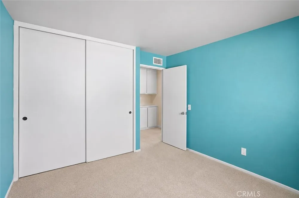 20119 Leadwell Street #3 Winnetka, CA 91306