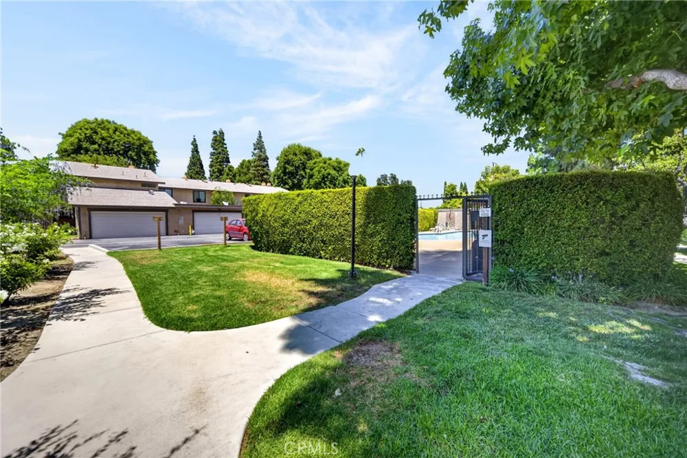 8235 Mason Ave. #C Los Angeles, CA 91306