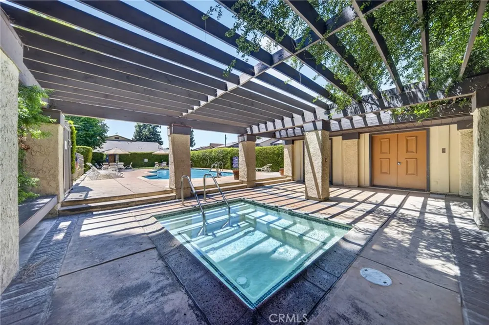 8235 Mason Ave. #C Los Angeles, CA 91306