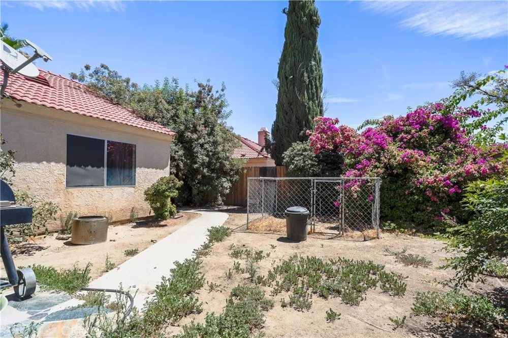10917 Via Vista Bakersfield, CA 93311