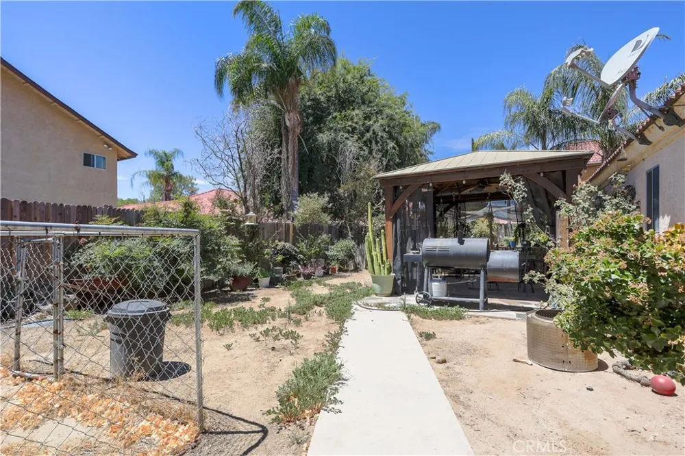 10917 Via Vista Bakersfield, CA 93311