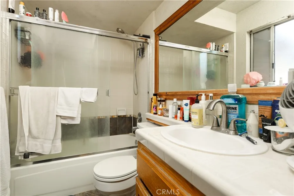 10917 Via Vista Bakersfield, CA 93311