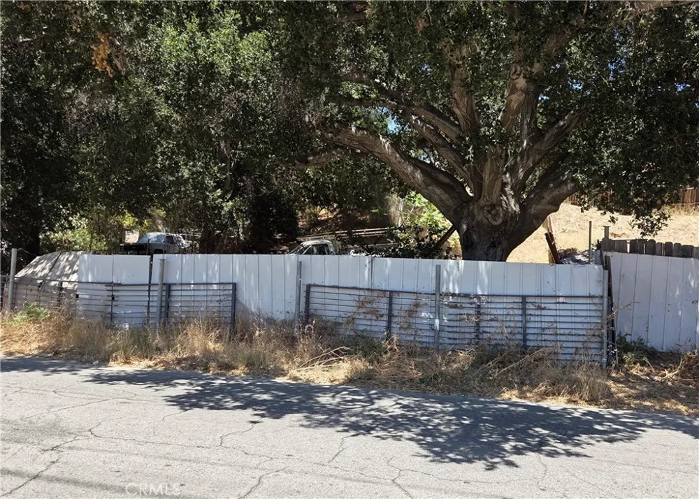 30323 San Martinez Castaic, CA 91384