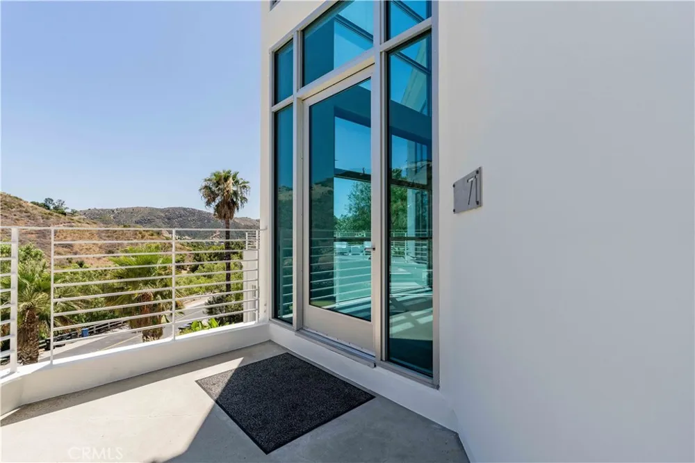71 Coolwater Road Bell Canyon, CA 91307