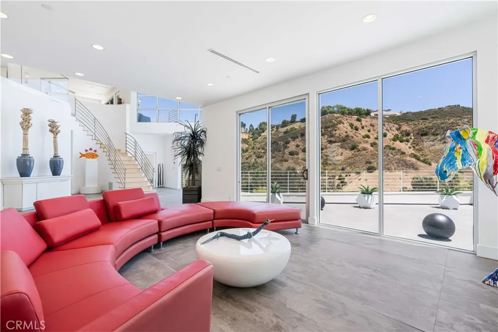 71 Coolwater Road Bell Canyon, CA 91307