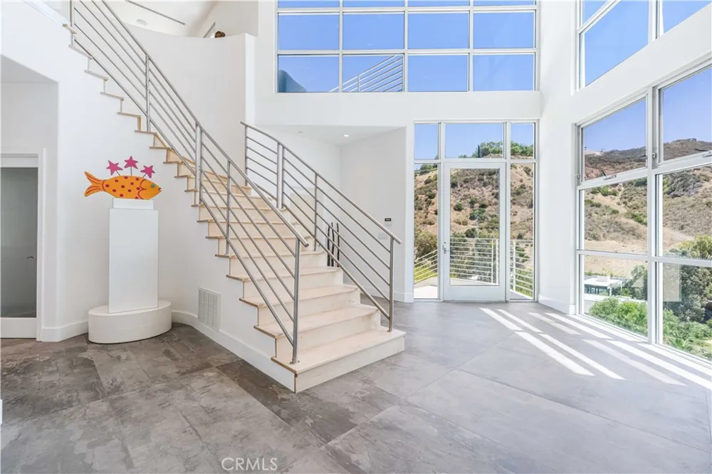 71 Coolwater Road Bell Canyon, CA 91307