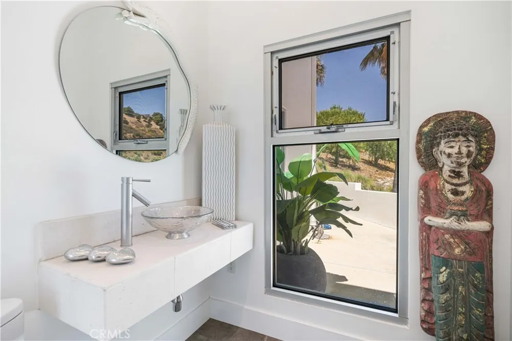 71 Coolwater Road Bell Canyon, CA 91307