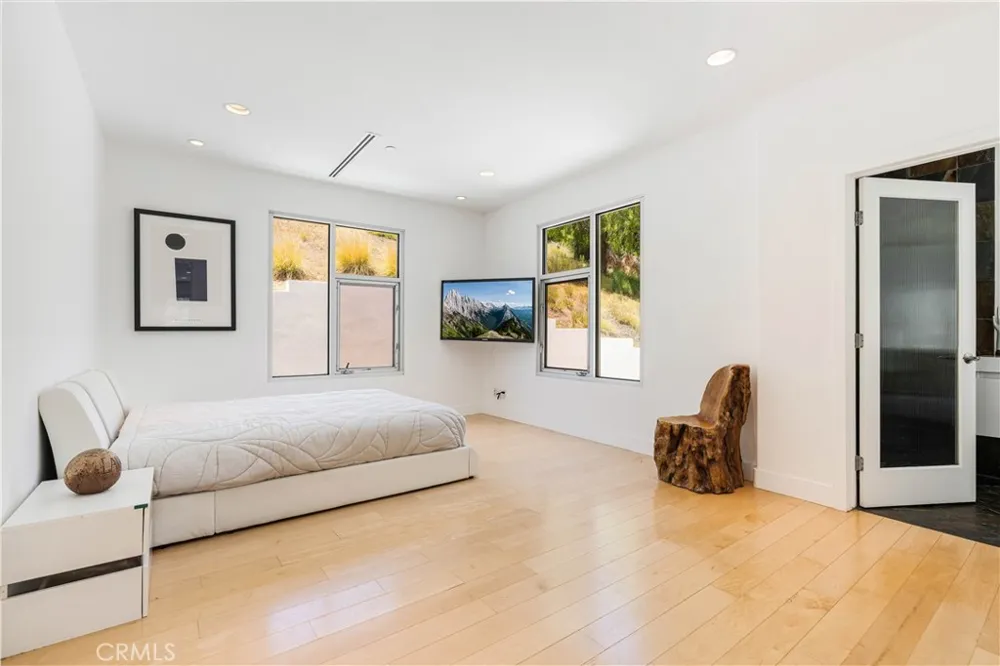 71 Coolwater Road Bell Canyon, CA 91307