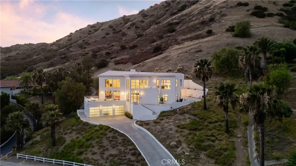 71 Coolwater Road Bell Canyon, CA 91307