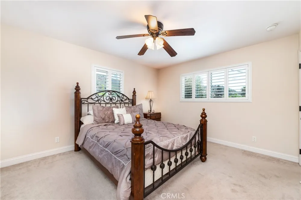 10159 Parr Avenue Sunland, CA 91040