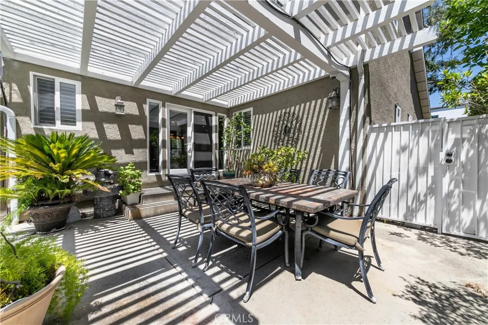 10159 Parr Avenue Sunland, CA 91040