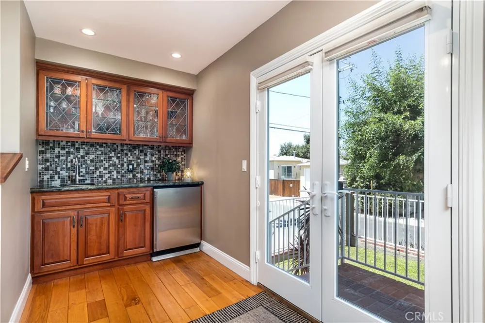 10159 Parr Avenue Sunland, CA 91040