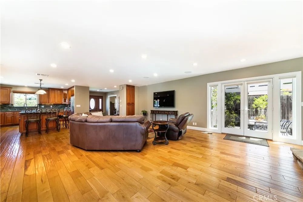 10159 Parr Avenue Sunland, CA 91040