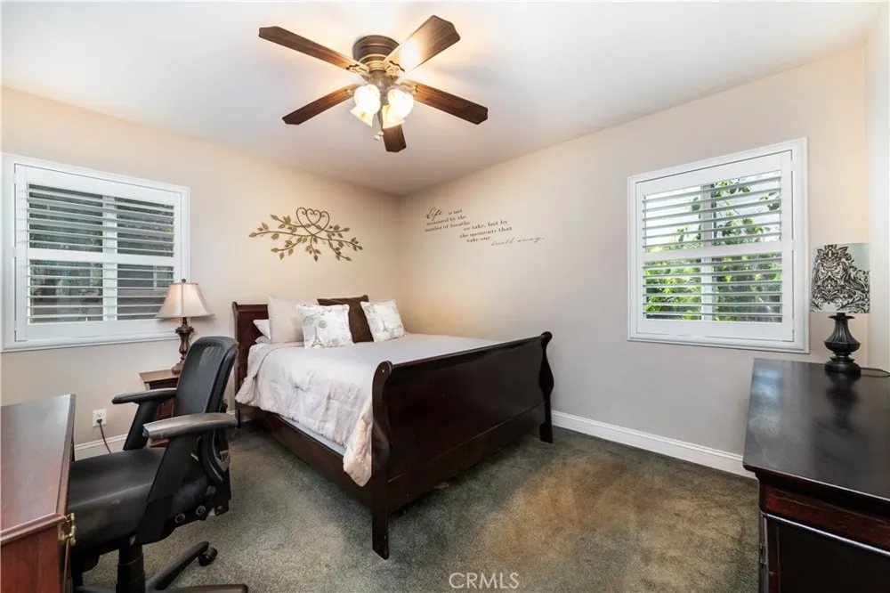 10159 Parr Avenue Sunland, CA 91040