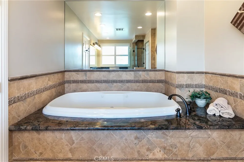 10159 Parr Avenue Sunland, CA 91040