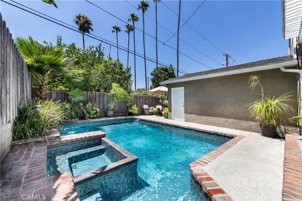 10159 Parr Avenue Sunland, CA 91040