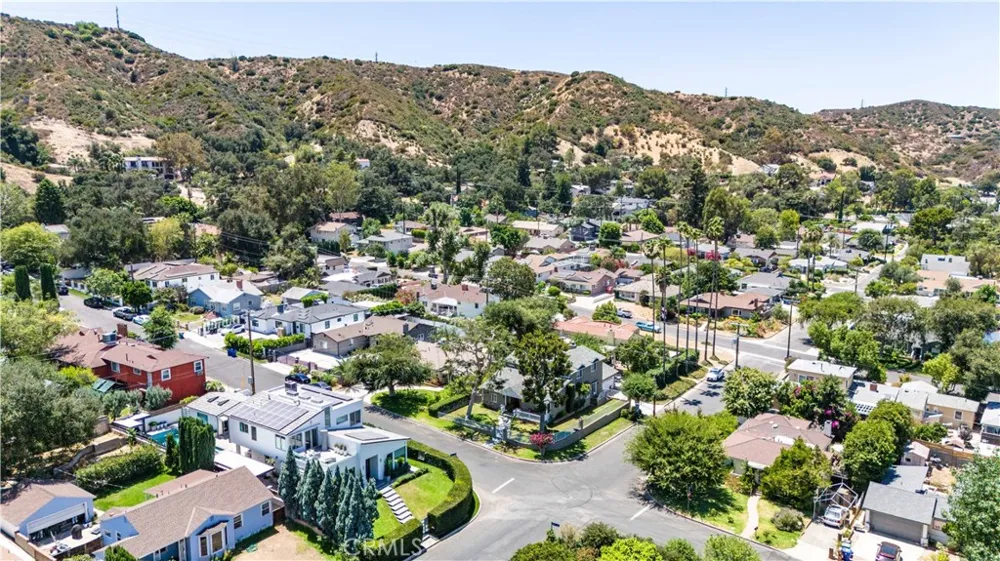 10159 Parr Avenue Sunland, CA 91040
