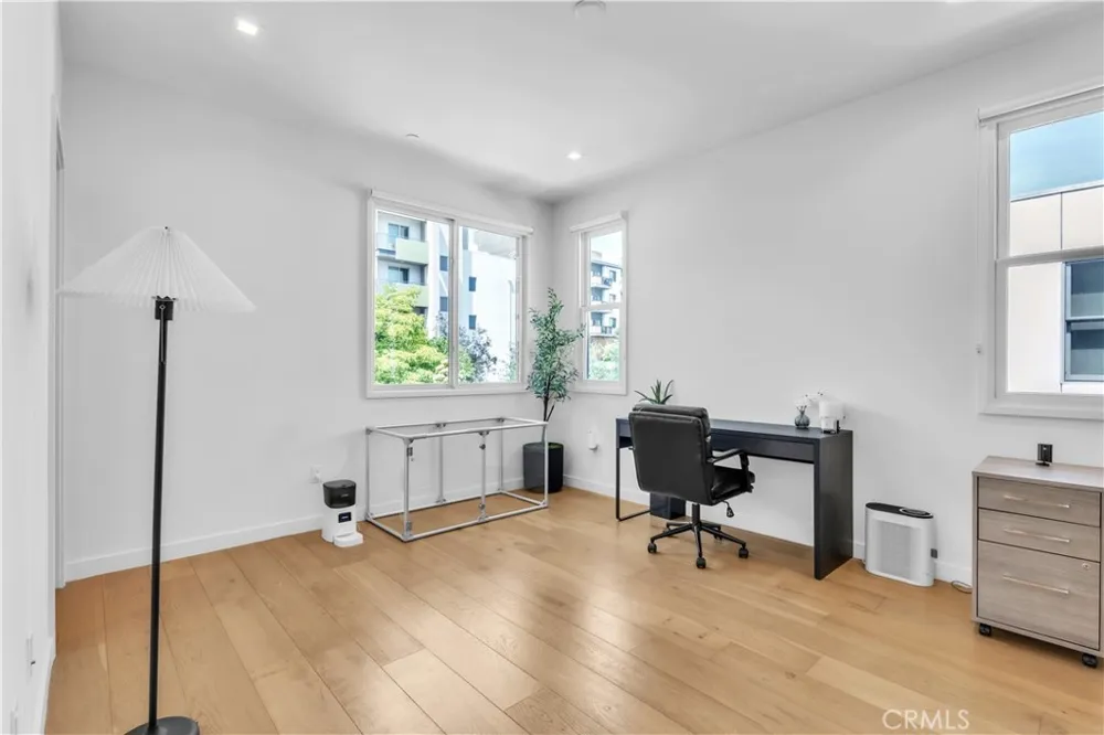 532 W Elk Avenue #1 Glendale, CA 91204