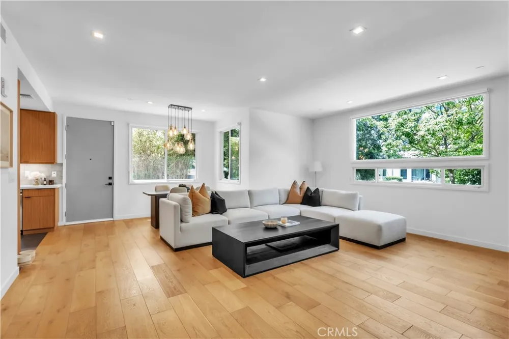 532 W Elk Avenue #1 Glendale, CA 91204