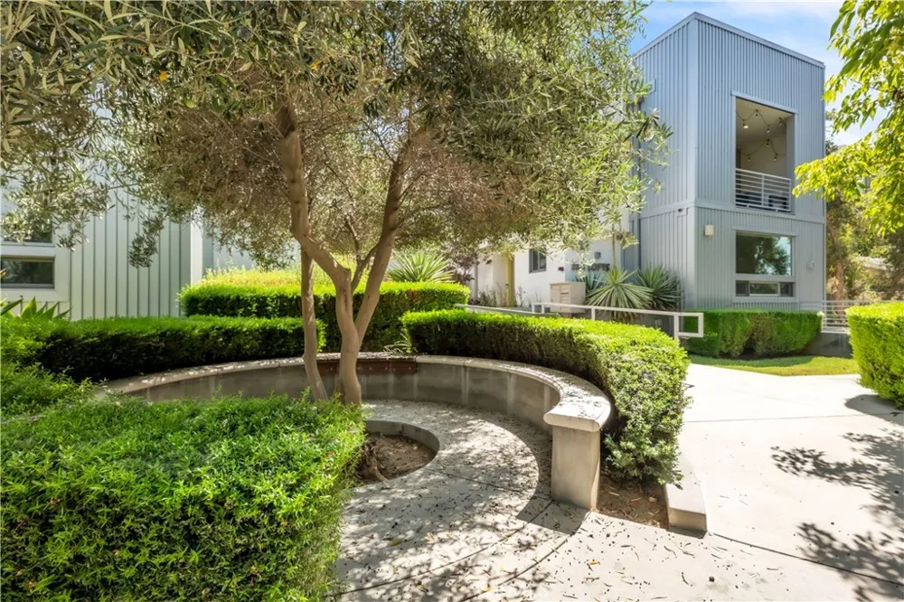 532 W Elk Avenue #1 Glendale, CA 91204