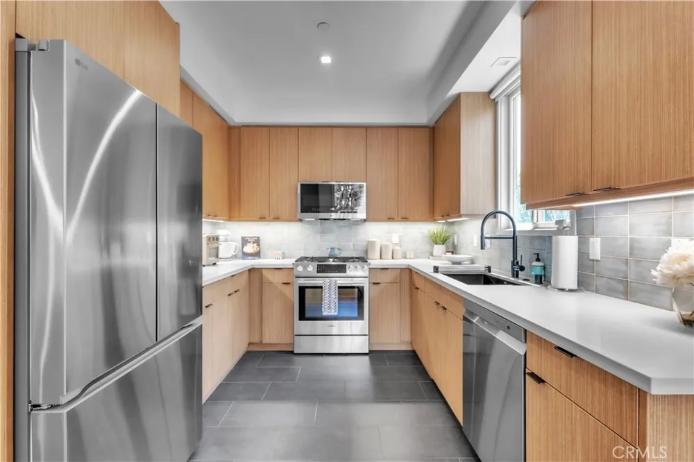 532 W Elk Avenue #1 Glendale, CA 91204