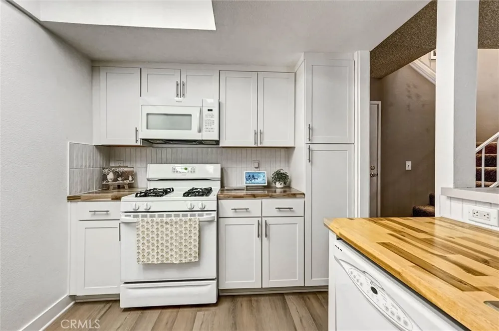 18223 Soledad Canyon Road #50 Canyon Country, CA 91387