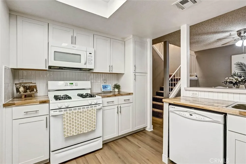 18223 Soledad Canyon Road #50 Canyon Country, CA 91387