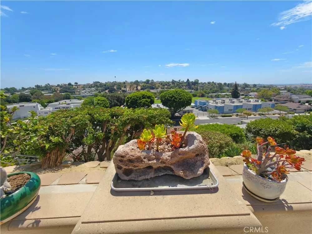 660 S Bradshawe Avenue Monterey Park, CA 91754