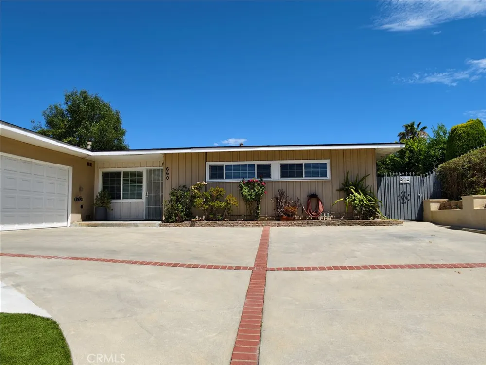 660 S Bradshawe Avenue Monterey Park, CA 91754