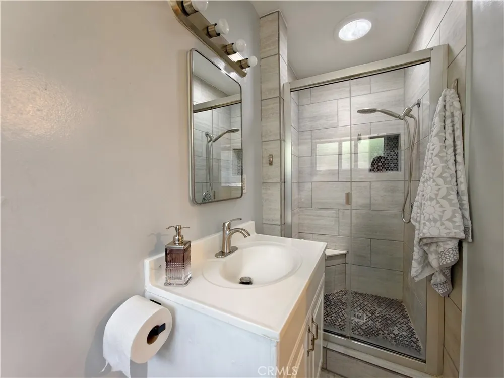 660 S Bradshawe Avenue Monterey Park, CA 91754