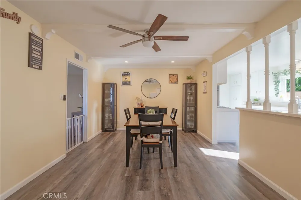 6155 Goshen Avenue Simi Valley, CA 93063