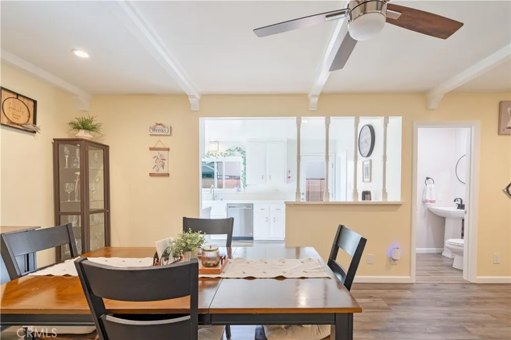 6155 Goshen Avenue Simi Valley, CA 93063