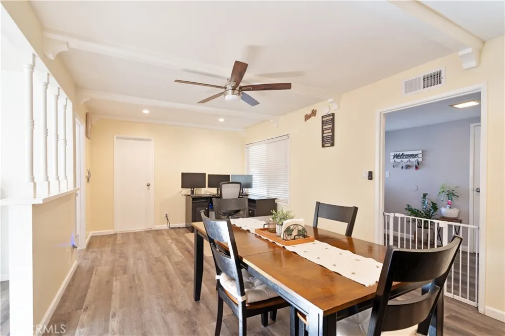 6155 Goshen Avenue Simi Valley, CA 93063