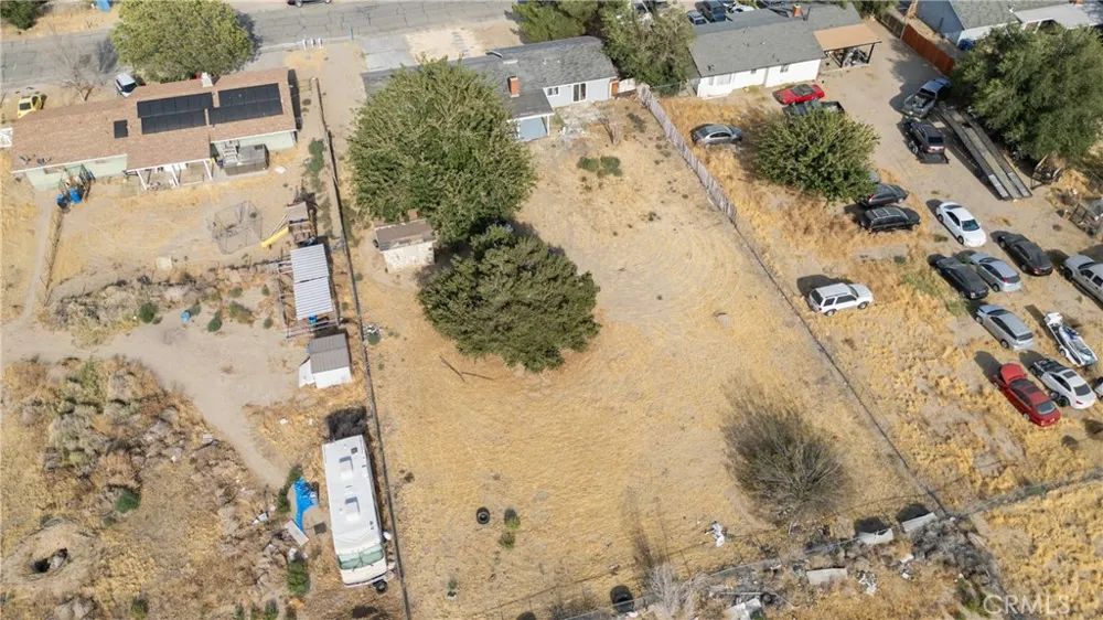 40245 176th E Lake Los Angeles, CA 93591