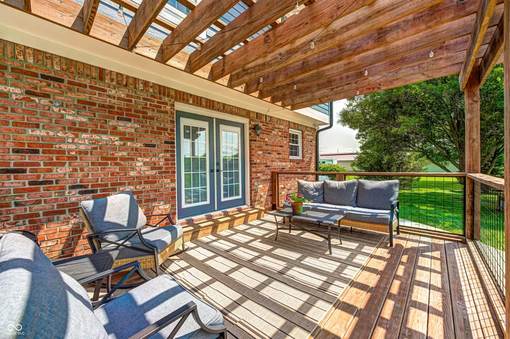 7218 500 W McCordsville, IN 46055