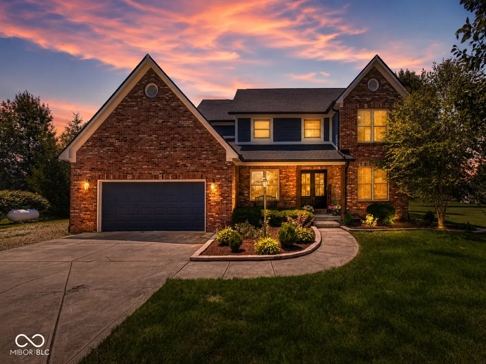 7218 500 W McCordsville, IN 46055