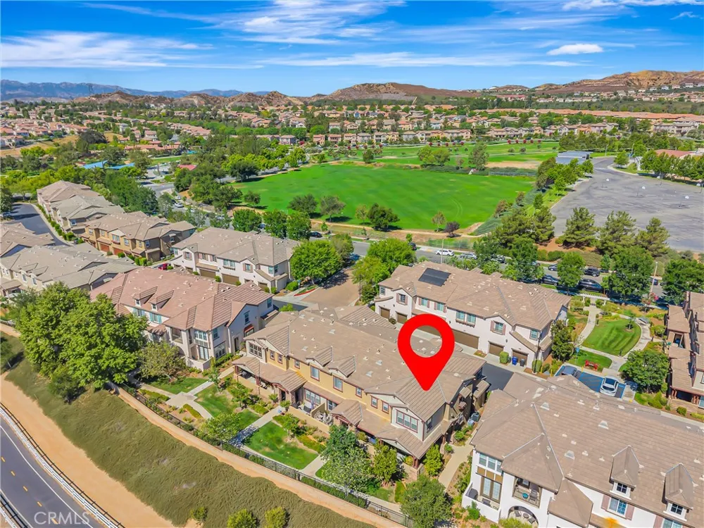 28606 Pietro Valencia, CA 91354