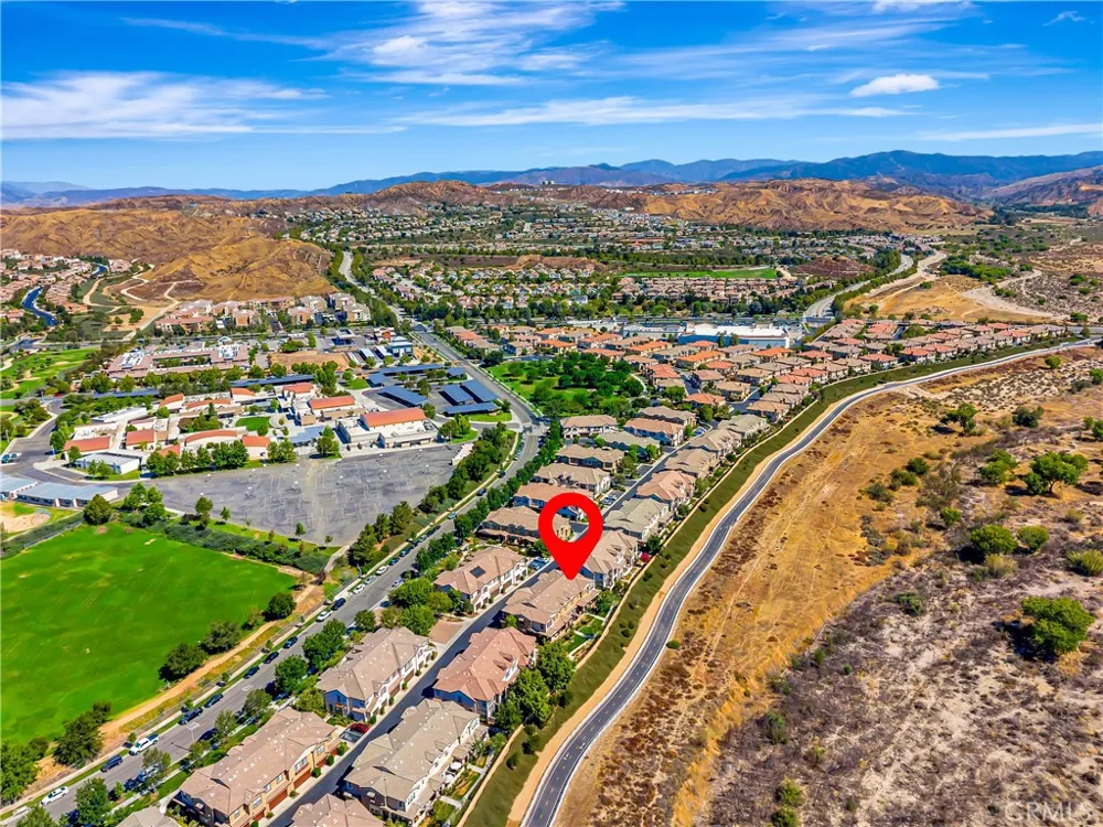 28606 Pietro Valencia, CA 91354