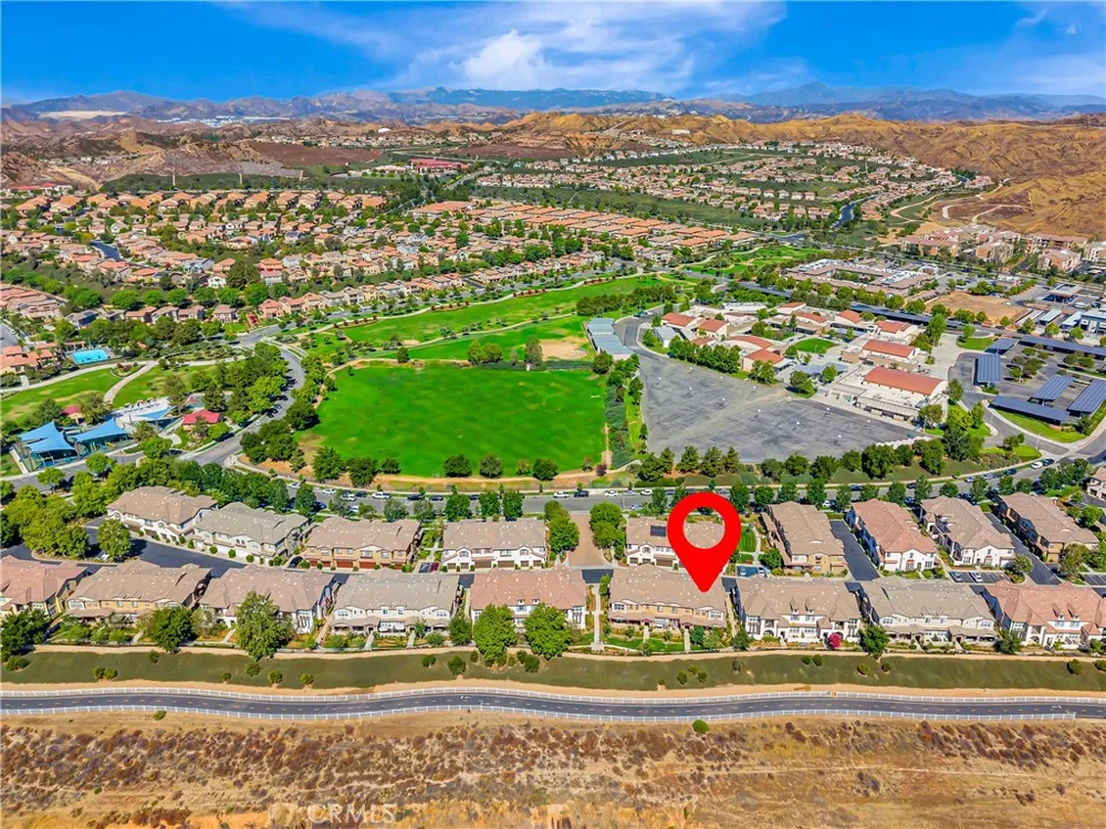 28606 Pietro Valencia, CA 91354