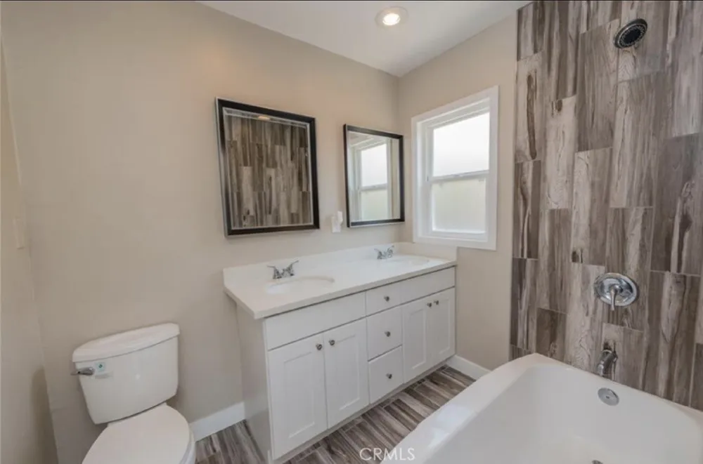 8956 Gladbeck Avenue Northridge, CA 91324