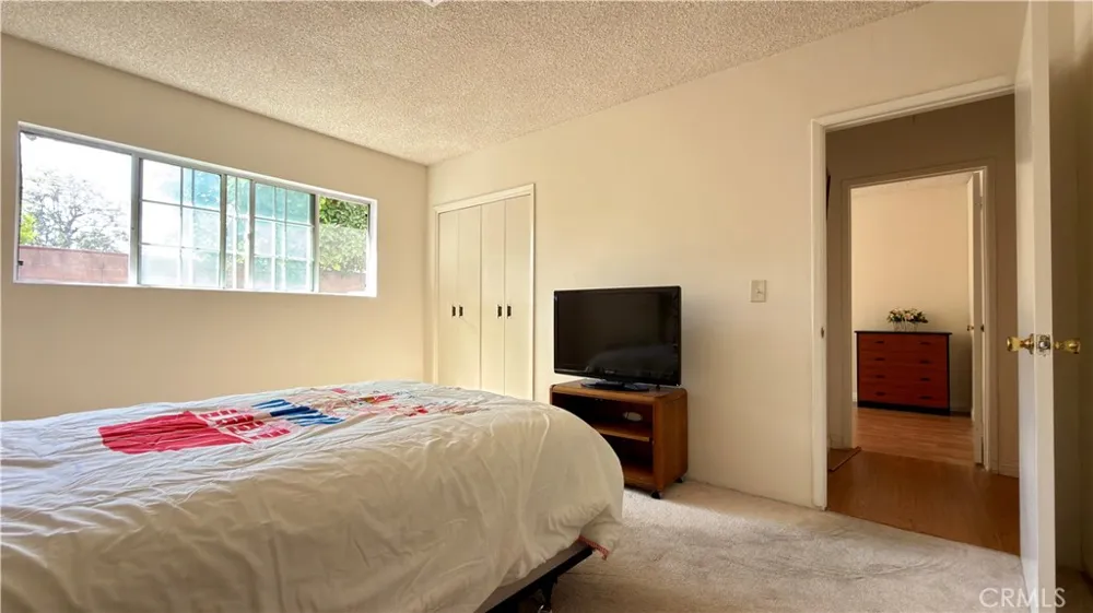 9621 Jumilla Chatsworth, CA 91311