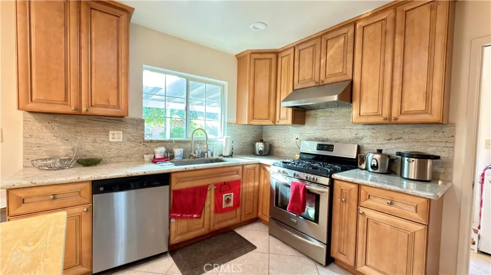 9621 Jumilla Chatsworth, CA 91311