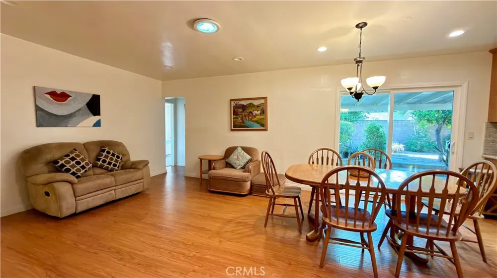 9621 Jumilla Chatsworth, CA 91311